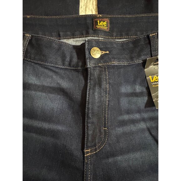 NWT Lee Legendary Plus STRAIGHT Mid Rise Jeans 22W Petite Dark Wash Women - Picture 4 of 11